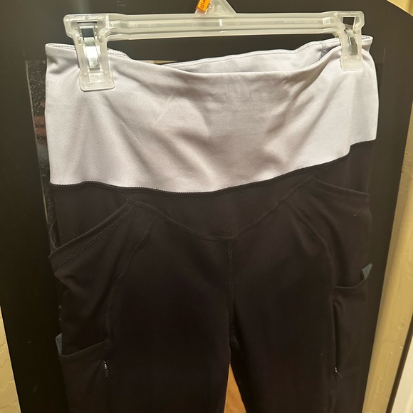 My Happy Place Leggings - feel like butter! - Picture 3 of 14